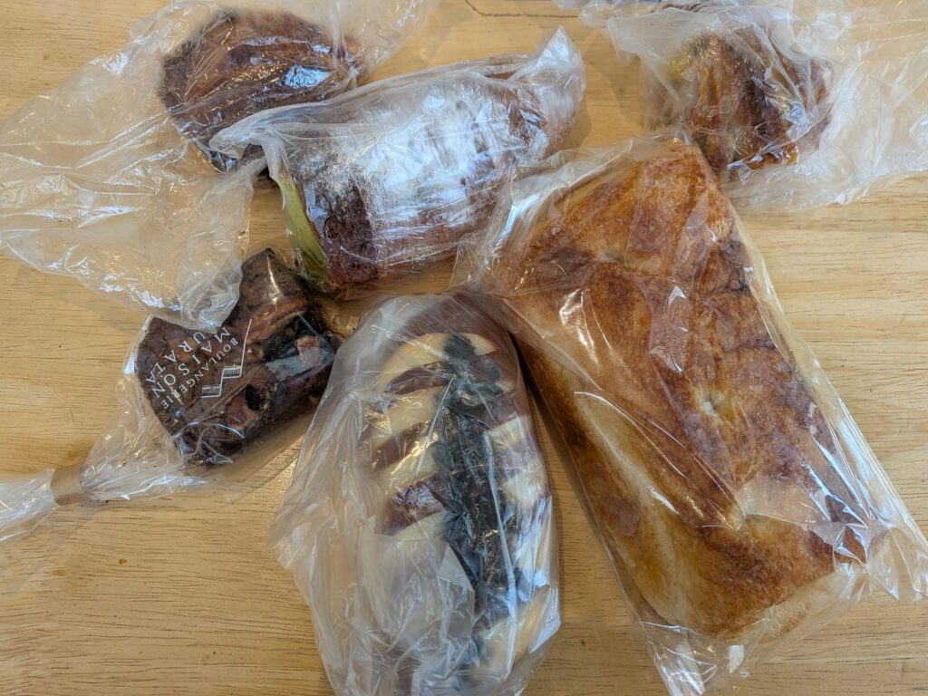 メゾンムラタで購入したパン 惣菜パンと菓子パン