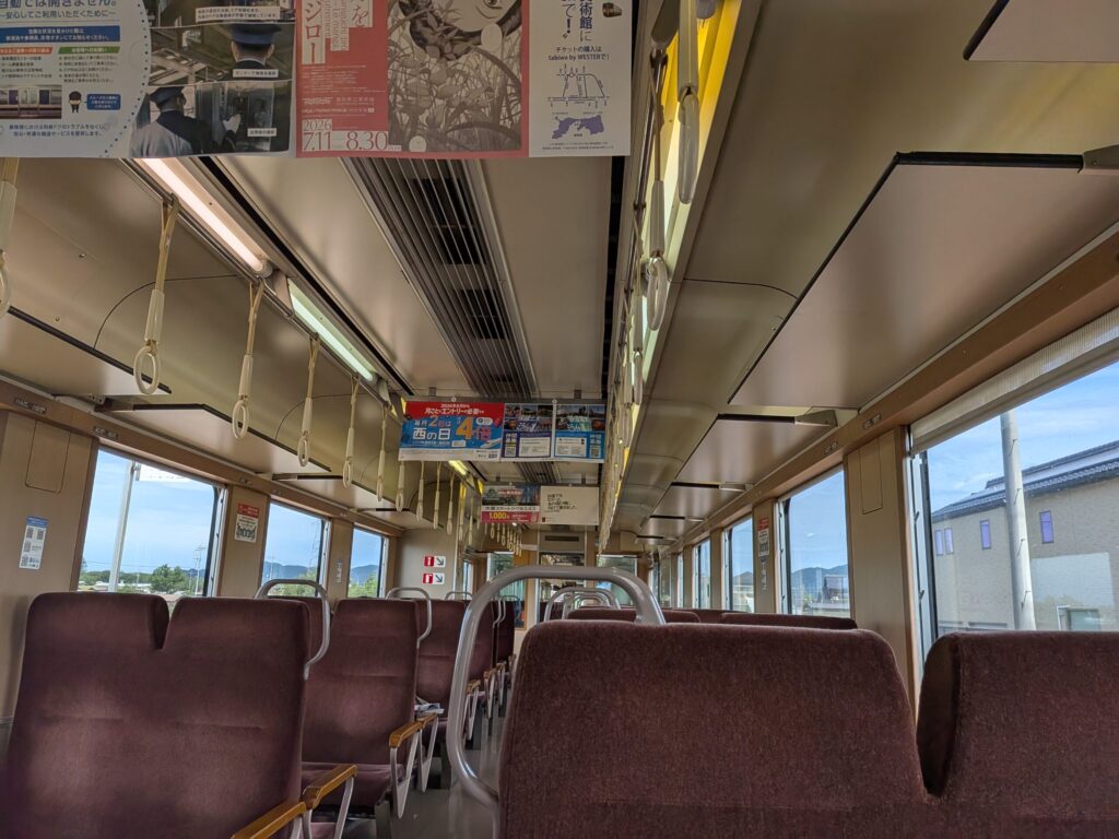 境線みなとライナーの車内の様子